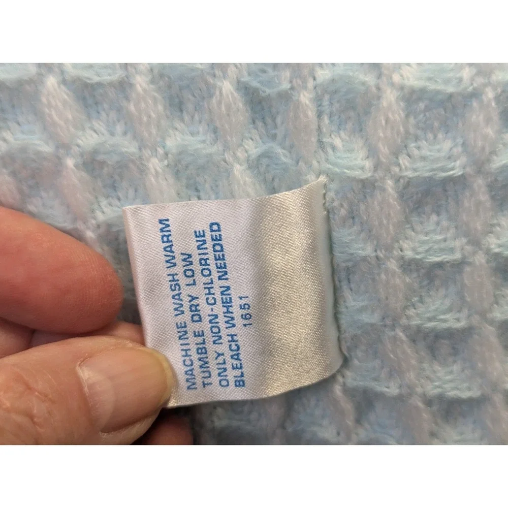 Up Scale Blue Acrylic Baby Blanket‎